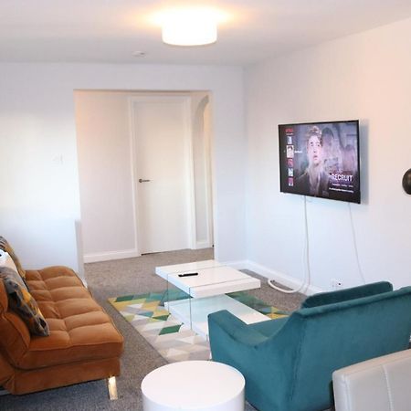 Garland Modern Apartment With Private Garden & Parking Dartford 5 Zewnętrze zdjęcie