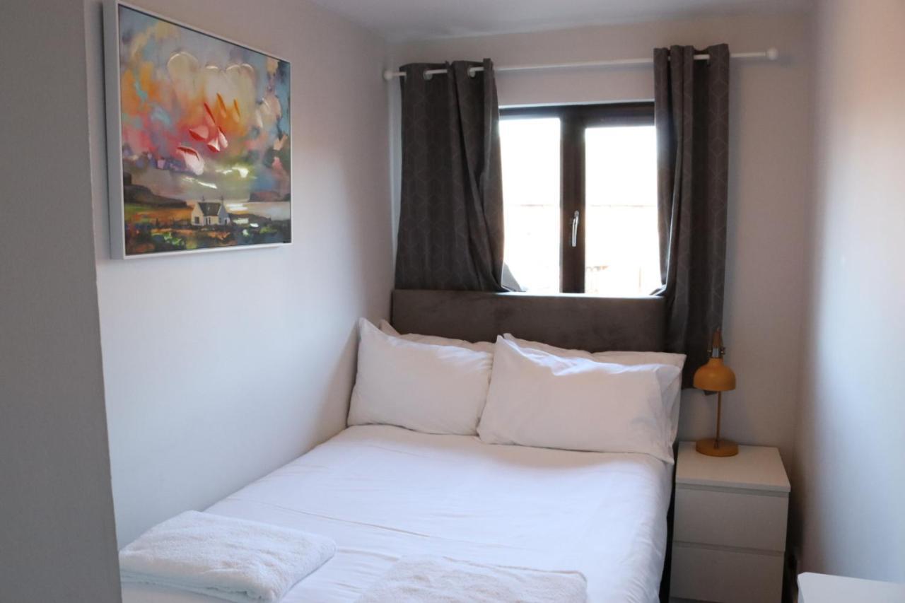 Garland Modern Apartment With Private Garden & Parking Dartford 5 Zewnętrze zdjęcie
