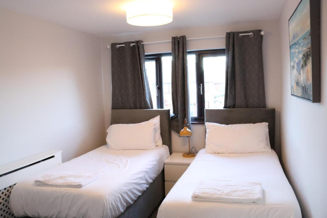 Garland Modern Apartment With Private Garden & Parking Dartford 5 Zewnętrze zdjęcie
