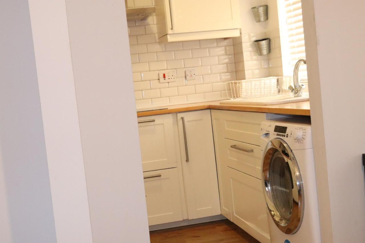 Garland Modern Apartment With Private Garden & Parking Dartford 5 Zewnętrze zdjęcie