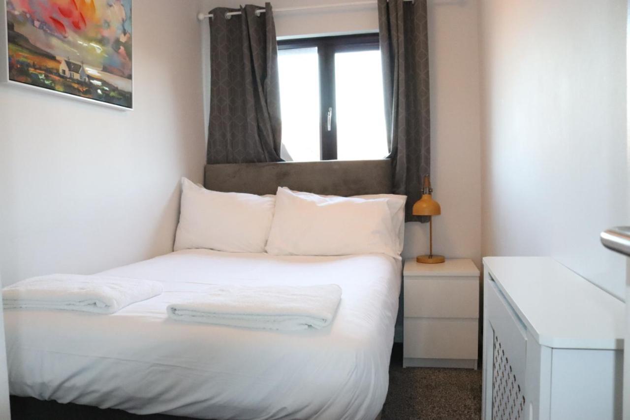 Garland Modern Apartment With Private Garden & Parking Dartford 5 Zewnętrze zdjęcie