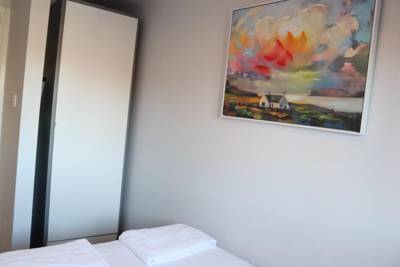 Garland Modern Apartment With Private Garden & Parking Dartford 5 Zewnętrze zdjęcie