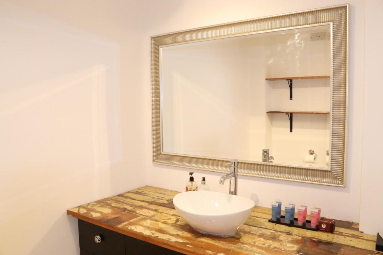 Garland Modern Apartment With Private Garden & Parking Dartford 5 Zewnętrze zdjęcie