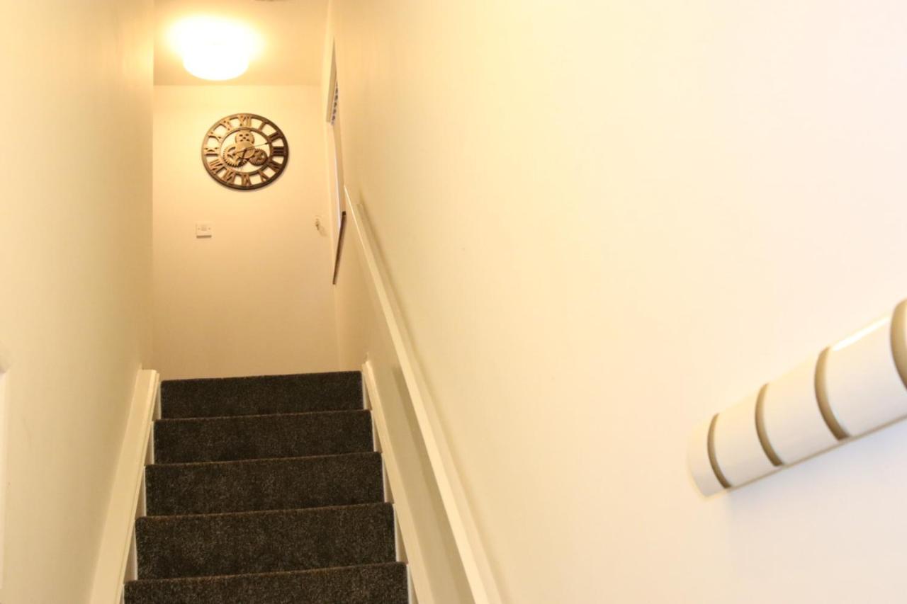 Garland Modern Apartment With Private Garden & Parking Dartford 5 Zewnętrze zdjęcie