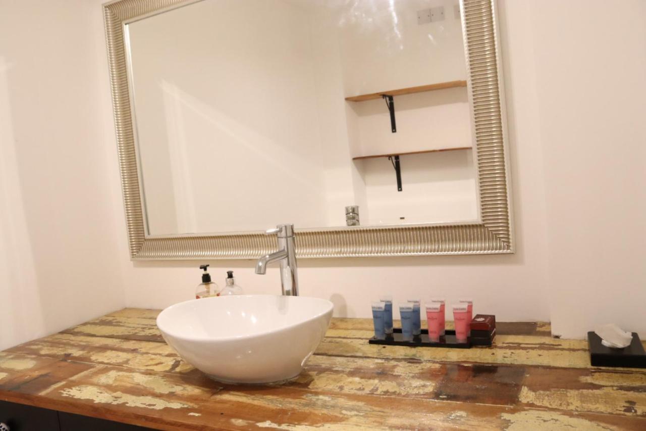 Garland Modern Apartment With Private Garden & Parking Dartford 5 Zewnętrze zdjęcie